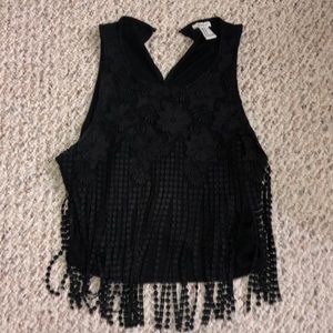 Black sleeveless crop top